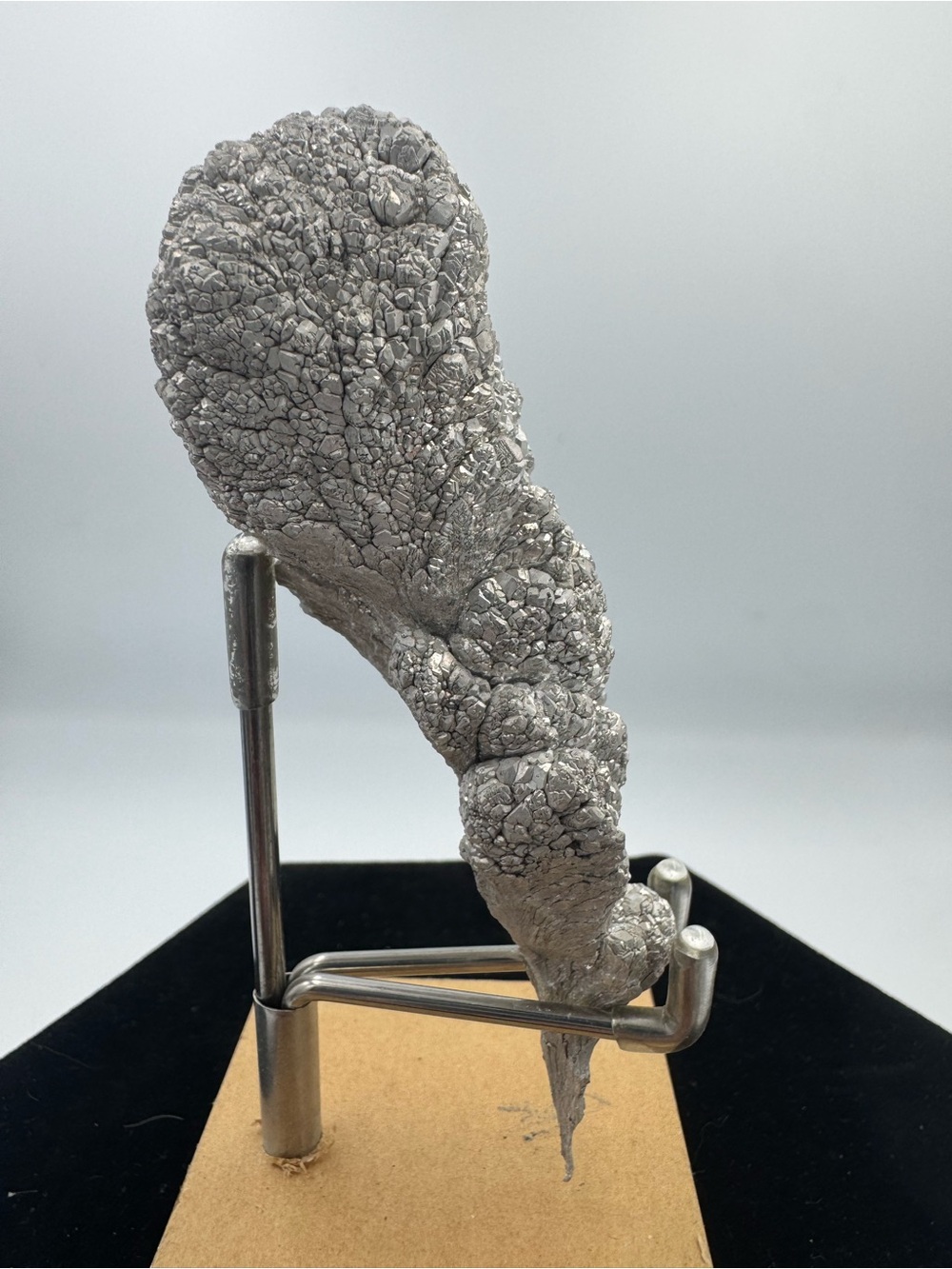 Magnesium Specimen - Picture 6 of 7
